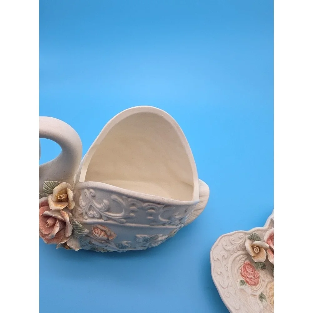 Vintage White Swan Planter Catch All And Trinket Dish Heart Floral Decor 3D